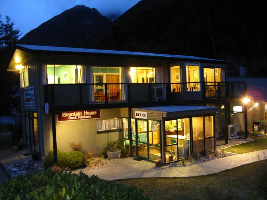 Mountain House Hostel Arthur's Pass Exterior foto